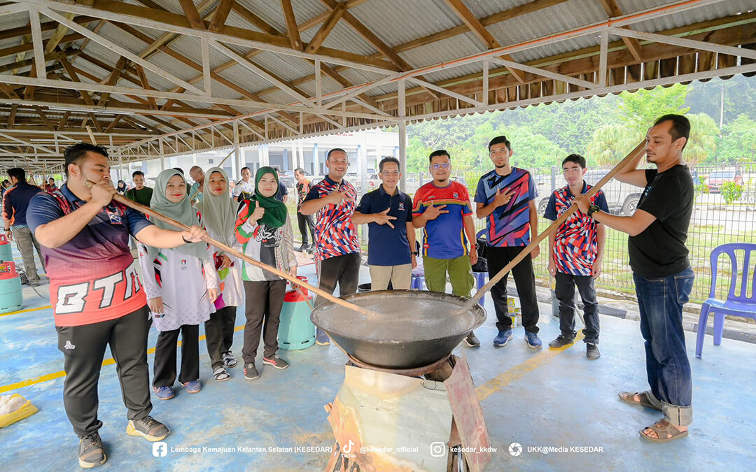 KESEDAR Teruskan Tradisi, 20 Kawah Bubur Asyura