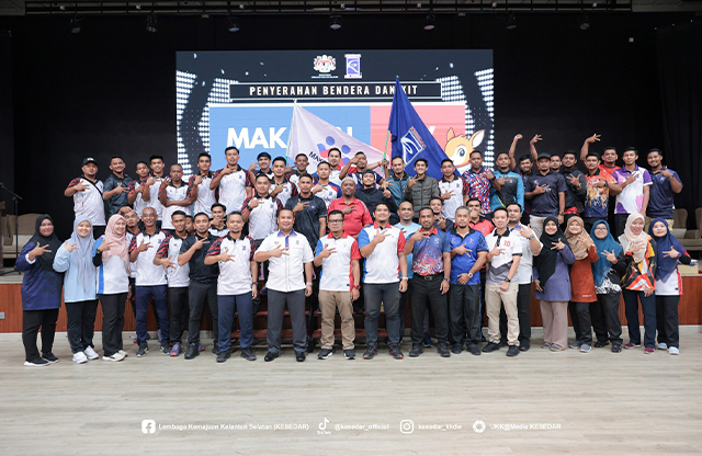 Majlis Penyerahan Bendera Dan Kit MAKSPEN XV 2025