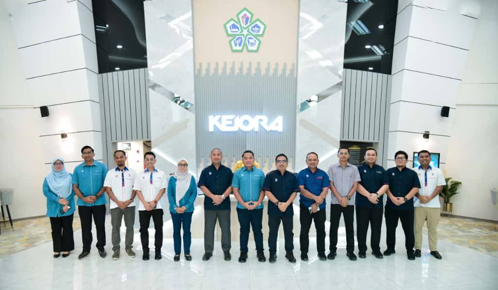 Lawatan Kerja Lembaga Kemajuan Kelantan Selatan (KESEDAR) Ke Tapak Pertanian Lembaga Kemajuan Johor Tenggara (KEJORA)