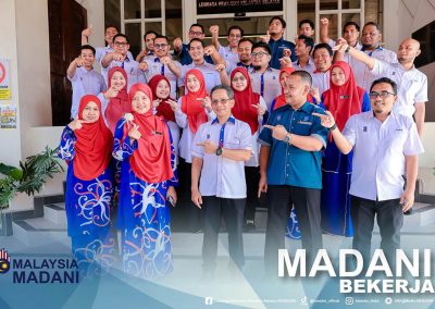 Majlis “Clocking Out” Sempena Persaraan Pegawai Pertanian Puan Fauziah Binti Yusof Berlangsung Penuh Penghargaan